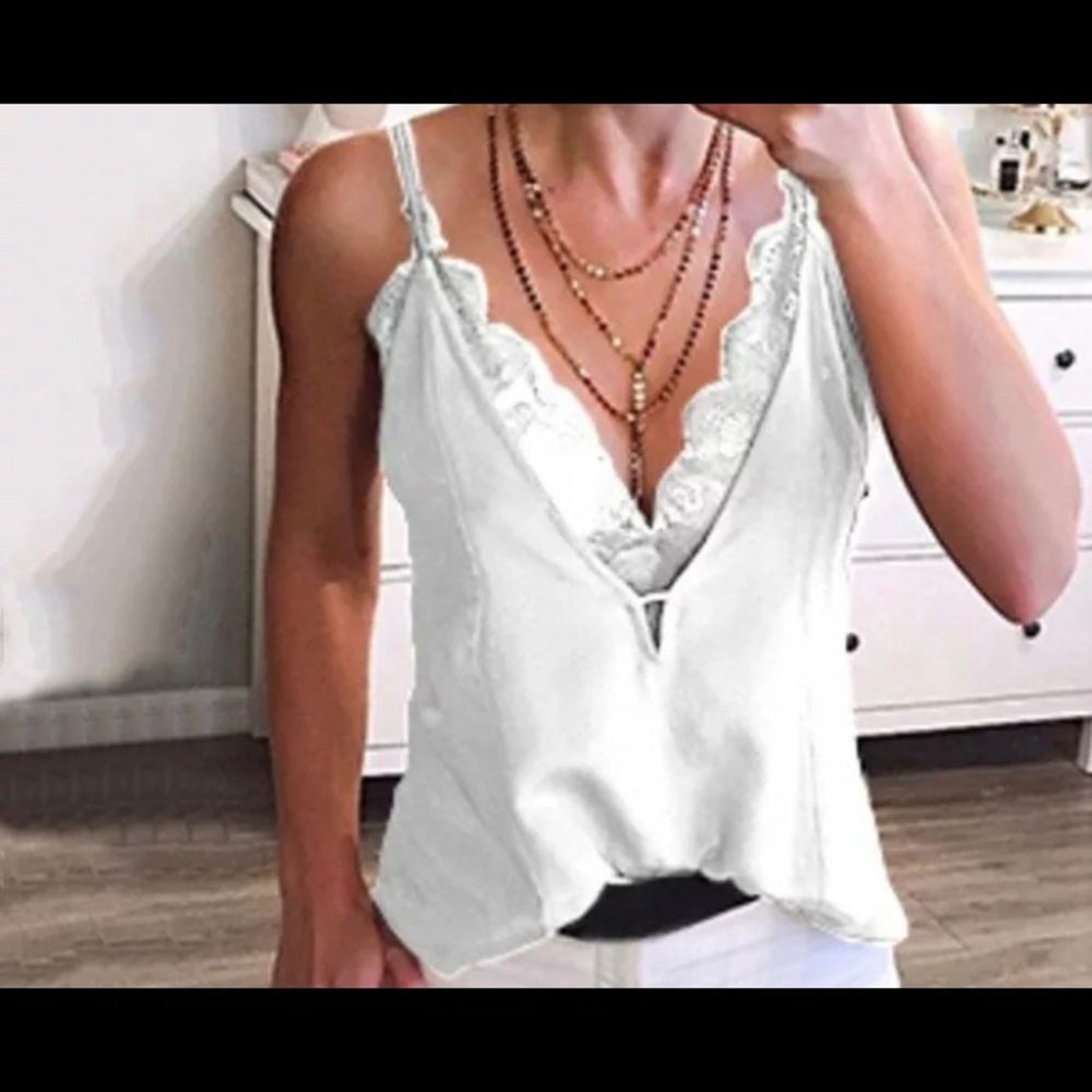 Sexy❤️New white cami/tank